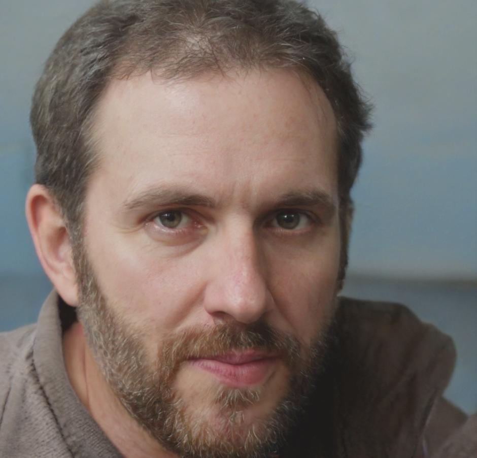 Portrait de Marc Dubois, expert en planification budgétaire